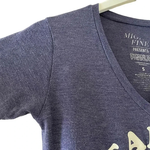 Mighty Fine Shirt Dark Blue Peanuts Characters V-Neck Lightweight SZ S #1372 - Picture 5 of 11